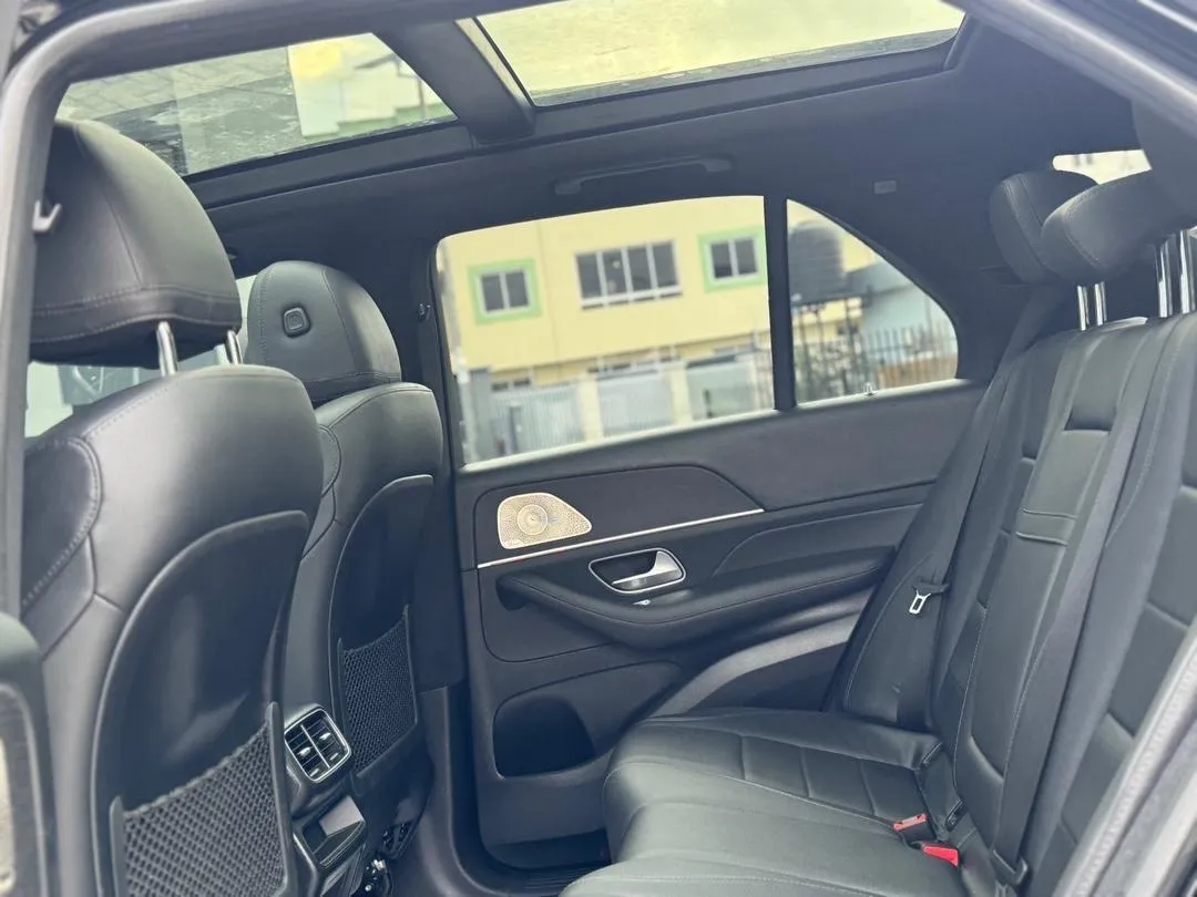 GLE 350 BLACK